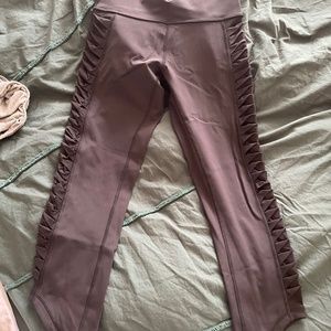 Black lululemon leggings
